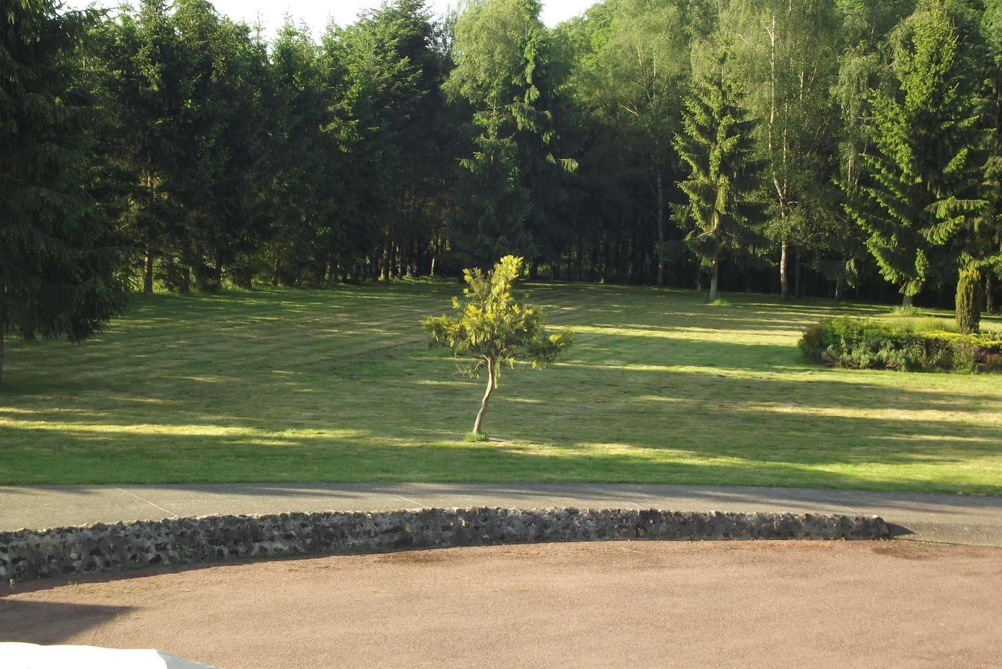 Les Vedieres Conflans-sur-Anille Zewnętrze zdjęcie